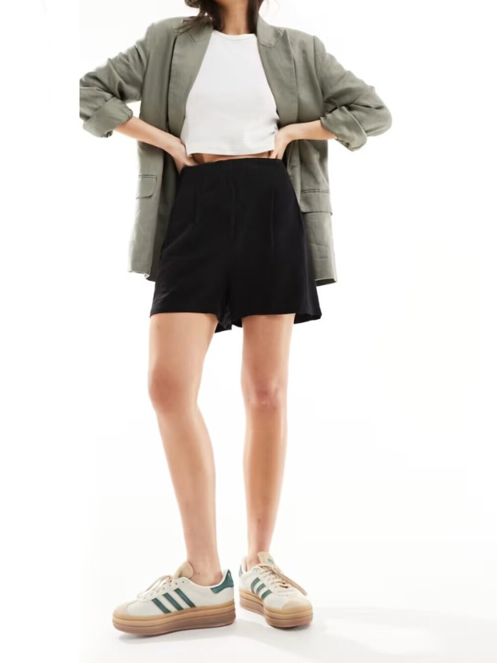 Zara High Waisted Pleated Black Shorts